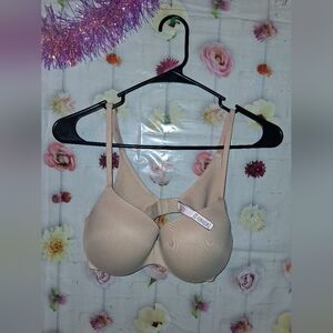 Victoria’s Secret  lined Demi Bra size 34C , Tan/Nude EUC